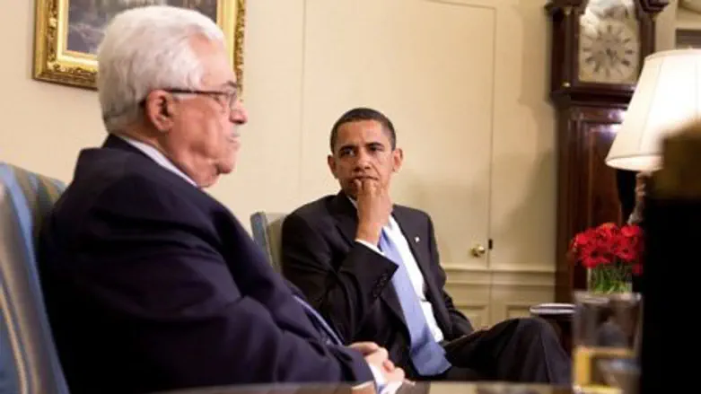Obama and Abbas in campaign stop last year