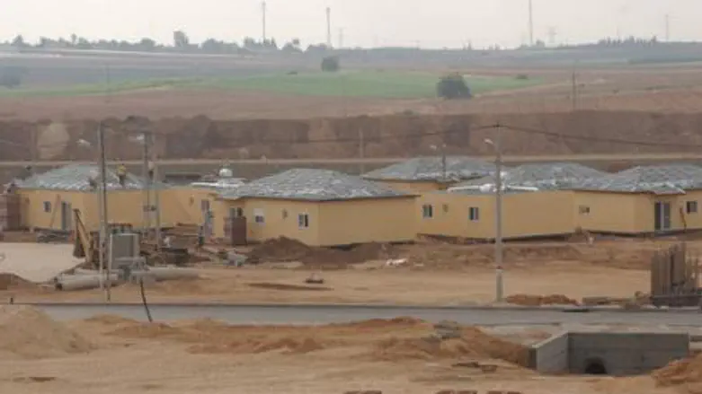 Temporary expellee housing