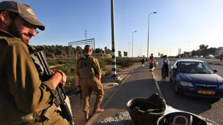 Reservists stand guard near Jerusalem