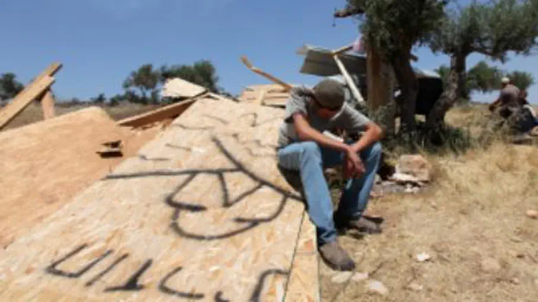 Down but not out at Migron (file)