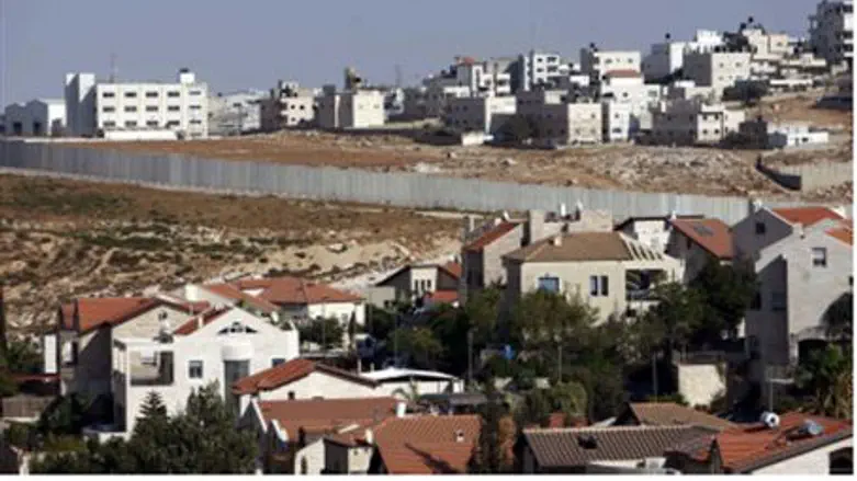 Pisgat Zeev (in foreground)