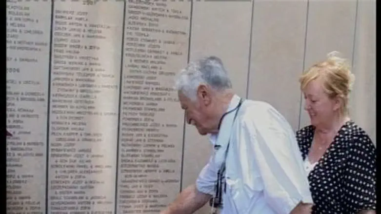 Holocaust Survivor and Granddaughter of Savio