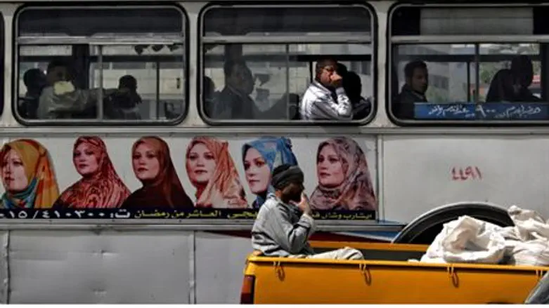 Egyptian women on Cairo bus