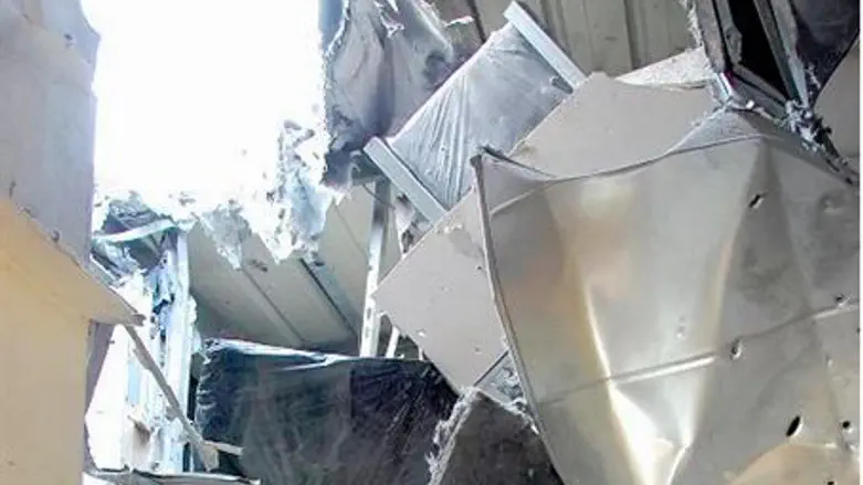 Rocket damage to home, Ashkelon