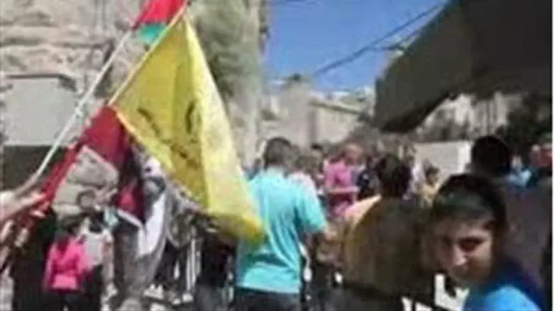 PLO flag in Hevron