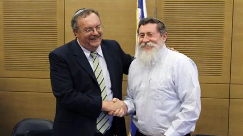 Hershkowitz and Ketzaleh pledge unity, July 2