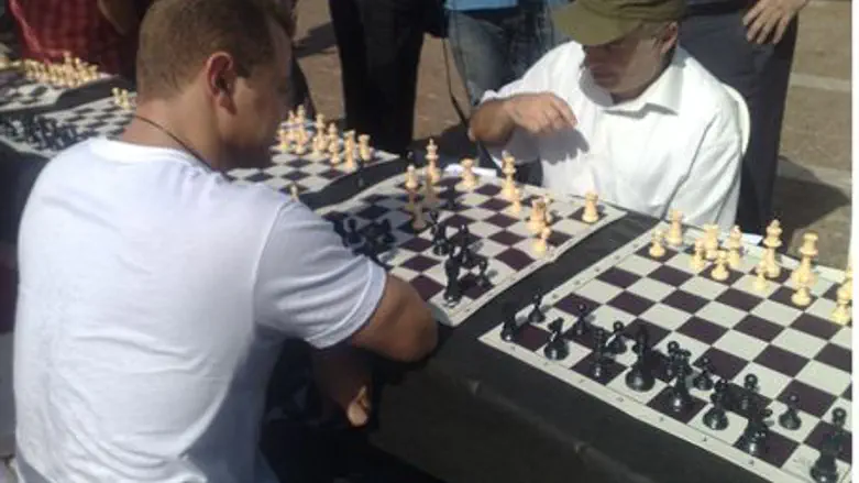 Sharansky VS. Chess Champ