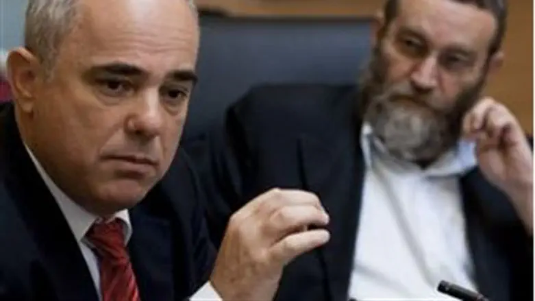 Fin. Min. Steinitz (left) and MK Gafni
