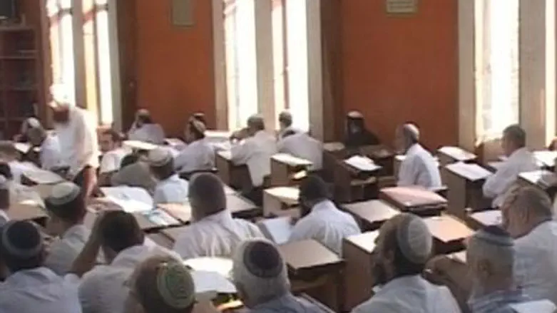 Educators of Bnei Akiva Yeshivot and Ulpanot