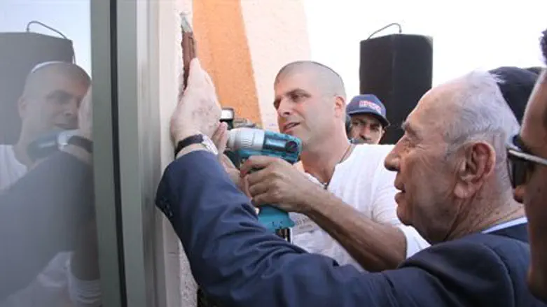 President Peres at Ruach Hamidbar