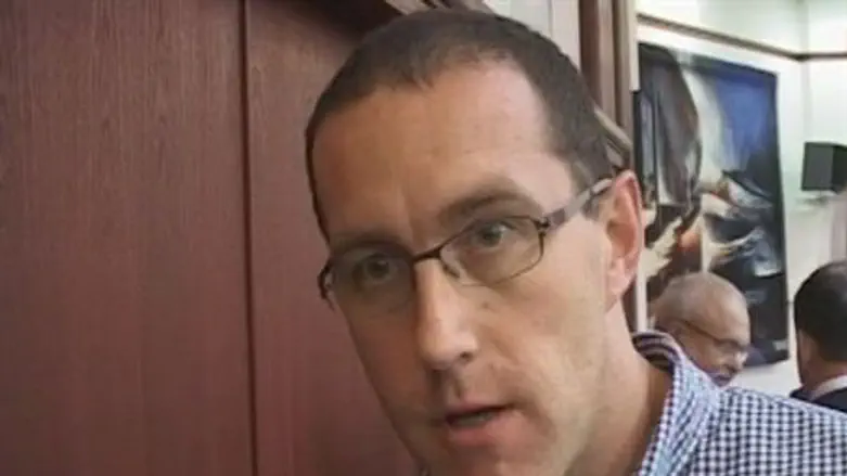 Dr. Thomas Rid