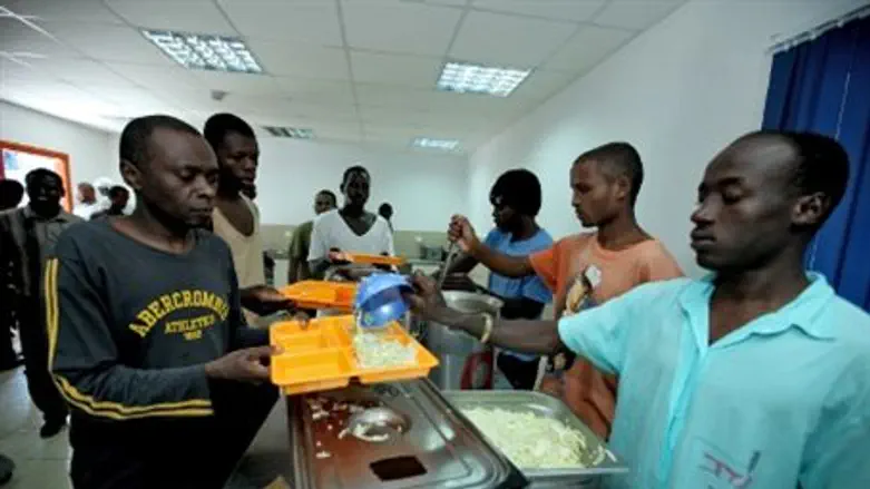 Israel feeds illegal African infiltrators