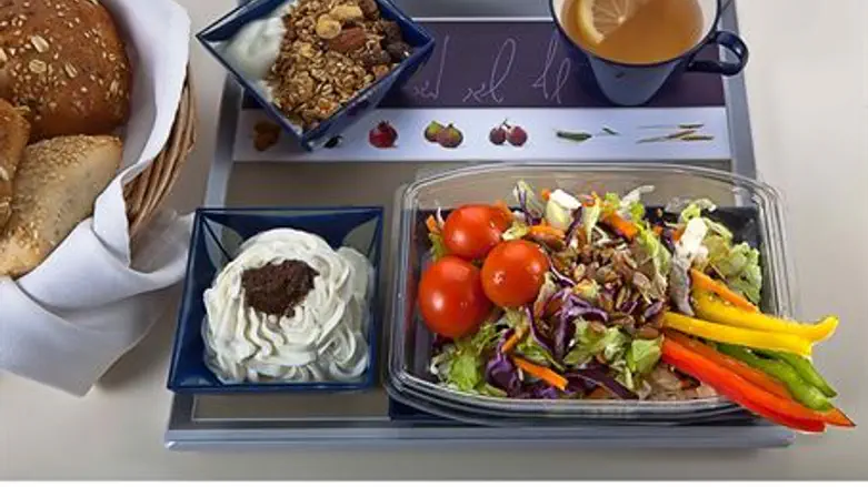 El Al's New Airplane Breakfast