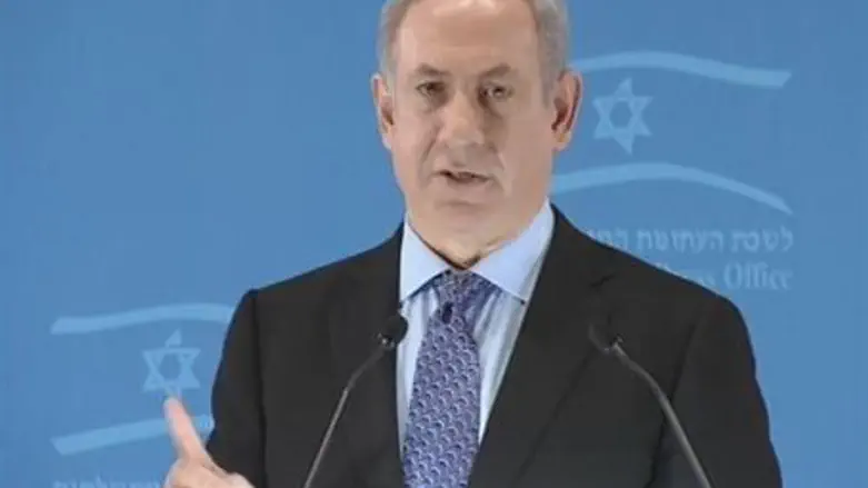 Netanyahu Speaks with Foreign Press
