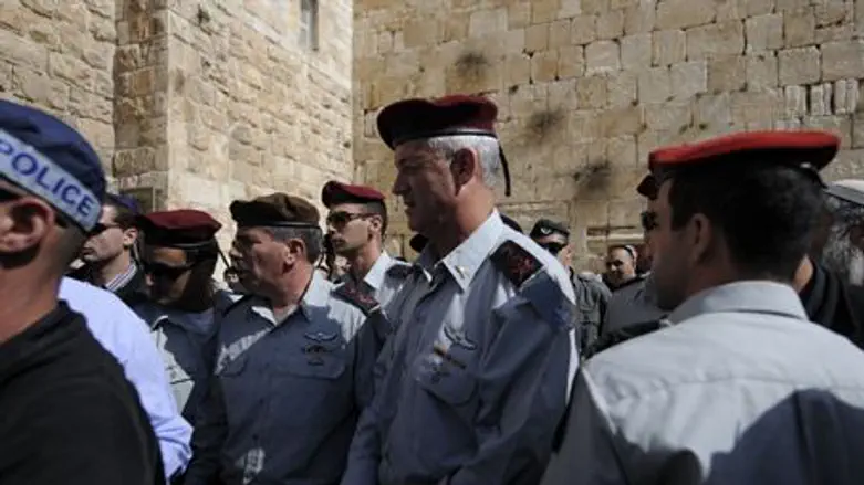 Ashkenazi and Gantz at the Western Wall