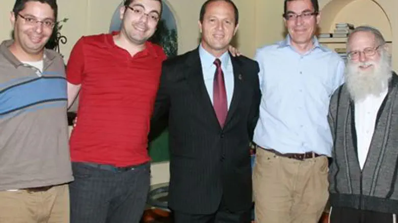 Actor Asi, Barkat, Yoram Biras, Rav Begun