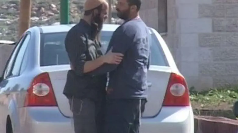 Neighbors of the Fogels in Itamar