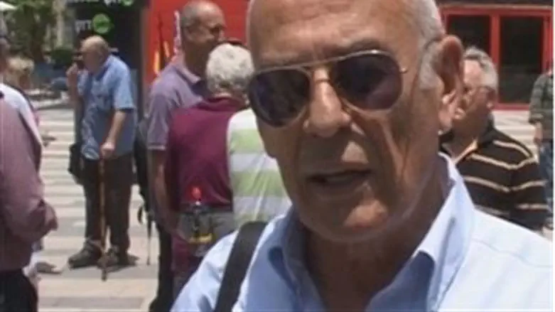 Holocaust Children Protest