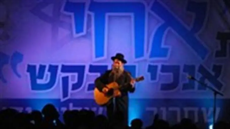 Shuli Rand at Har Grizim