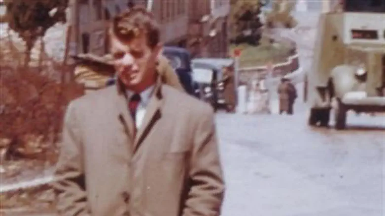 RFK near British checkpoint in Jerusalem stre