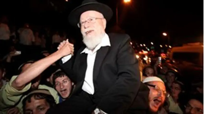Rav Lior after questioning
