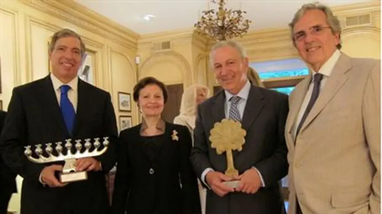 Amb. Marc Ginsberg with ASF members