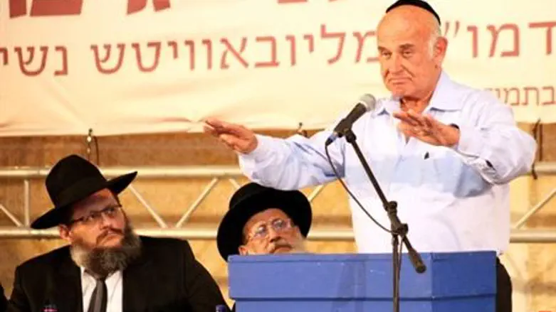 Peri at Chabad Memorial Event