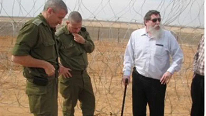 MK Yaakov Ketzaleh" Katz tours border