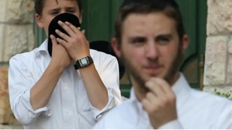 Onlookers affected by smoke.