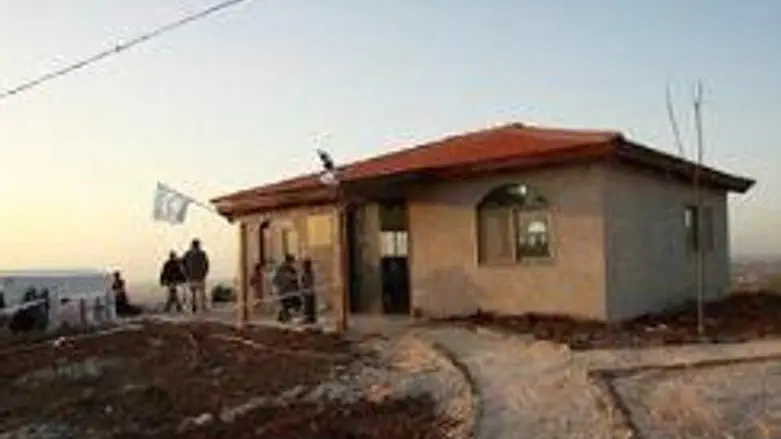MIshkan Yosef at Negahot