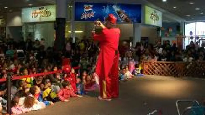 Purim at the Maaleh Adumim mall