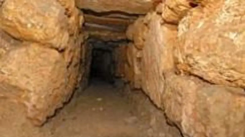 Newly-uncovered ancient waterway