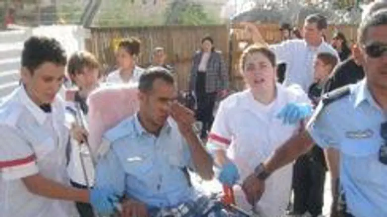 Policeman injured last week at Temple Mount