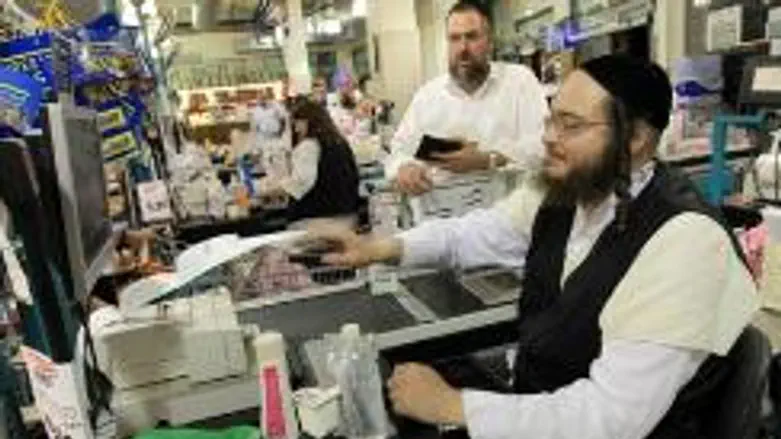 A man's world? Women may give OK for kosher  