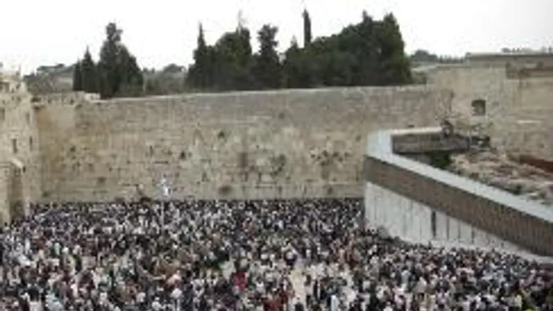 Blessing of the priests at Western Wall