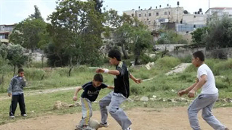 נפגעים יותר.