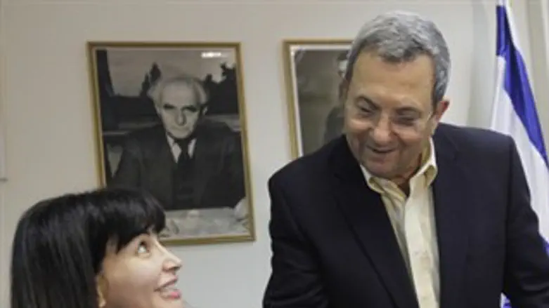 מתקנים את החוק. ברק ווילף