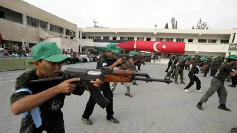 Palestinian Authority children taught to shoo