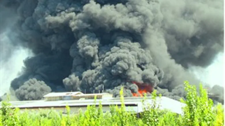 השריפה במפעל