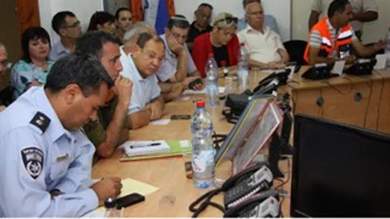 הישיבה בצהריים באשקלון