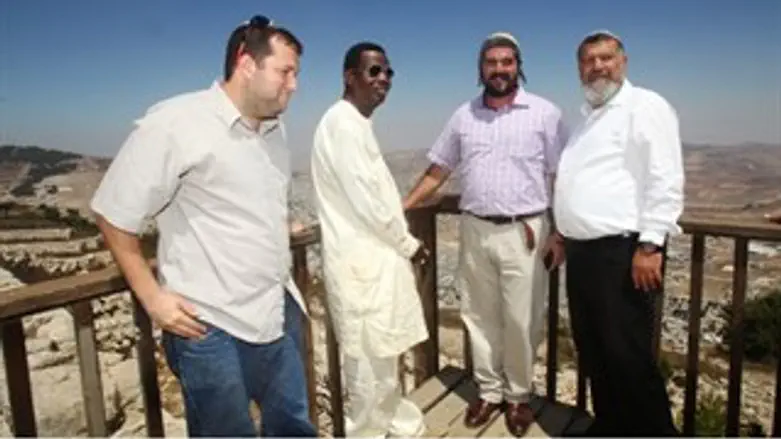 האפיפיור השחור בשומרון