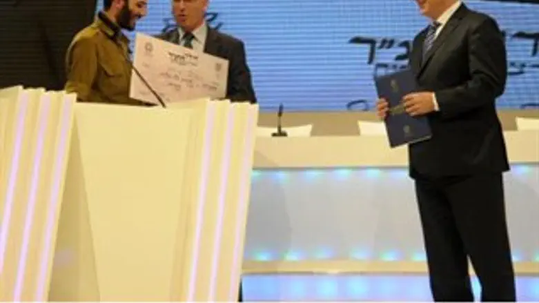 חתן התנ"ך למבוגריםי טוראי רפאל מיוחס