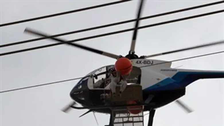 כדורים באוויר.