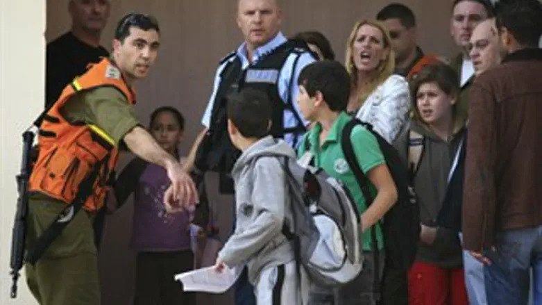 לא בני ערובה. ילדי שדרות ב'צבע אדום'