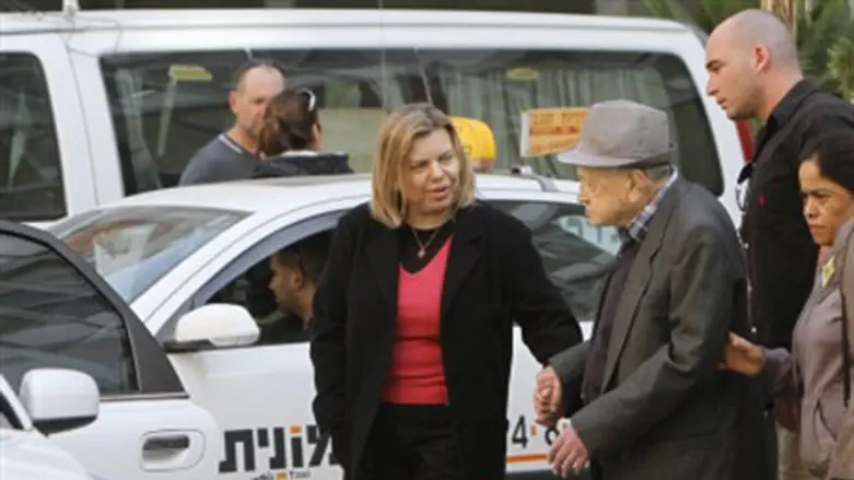 Sarah Netanyahu and her father