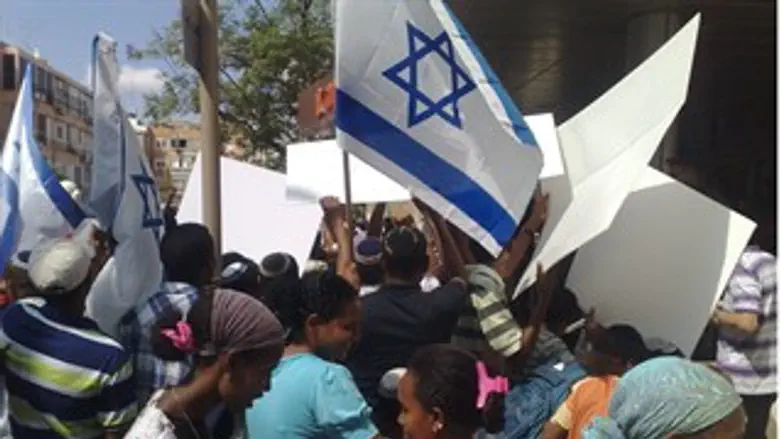 הורים אתיופים בפ"ת