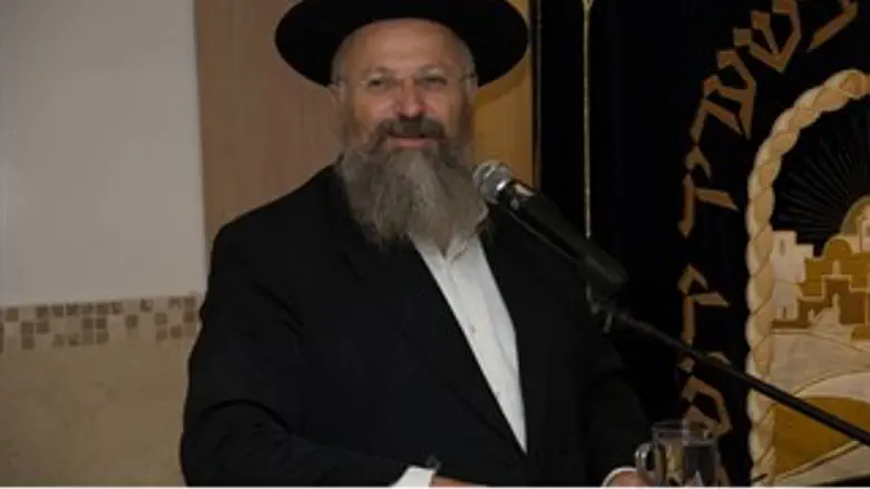 הרב שמואל אליהו. הערב