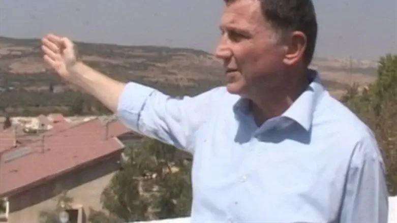 Yuli Edelstein in Beit Aryeh