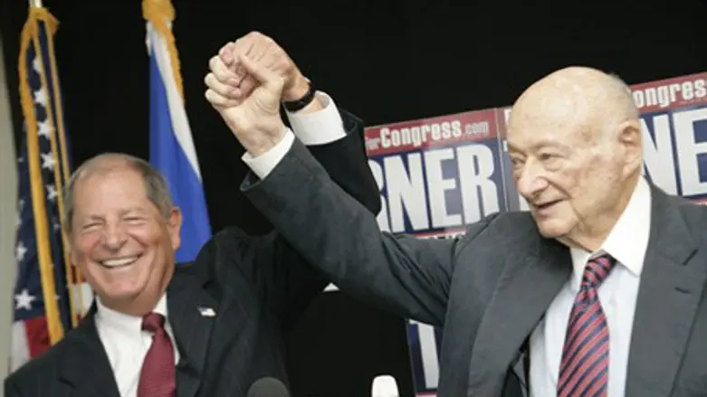Bob Turner (left) and Ed Koch