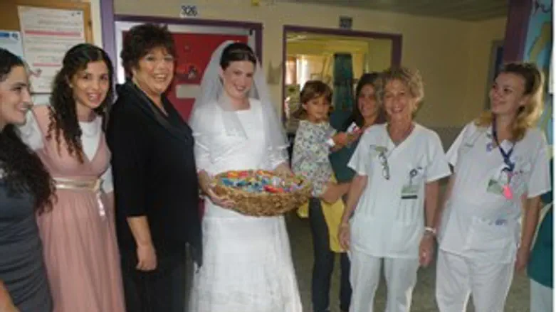 הכלה והאחיות